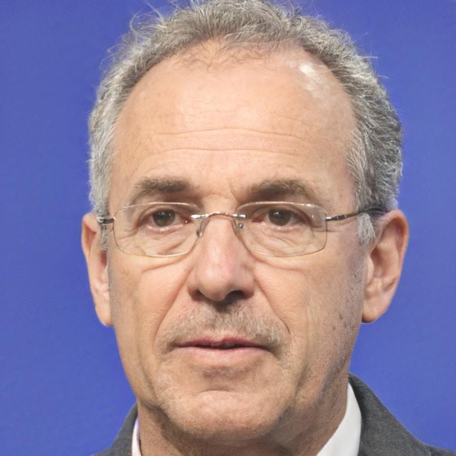 Constantin Bergfeld, Senior Kommunikationsberater bei CapitalCraft